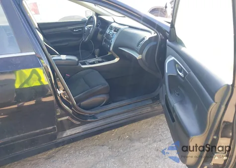 2015 Nissan Altima 2.5 S из США, поврежденный, VIN 1N4AL3AP1FC567145